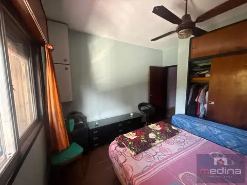 Casa en Venta con 4 cocheras