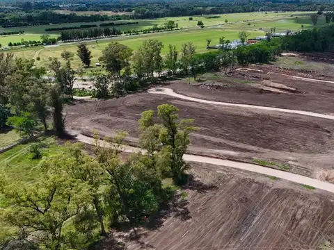 Terreno en Venta en Countries y Barrios Cerrados en Pilar, USD 107.000