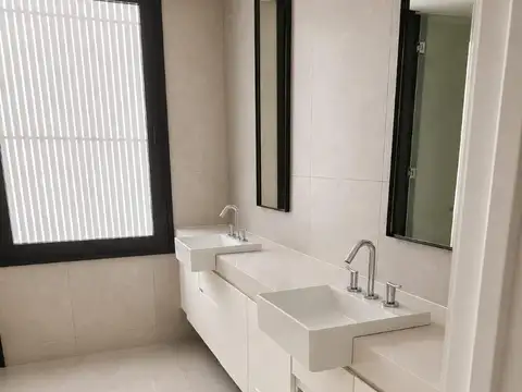 Casa en Alquiler al Norte