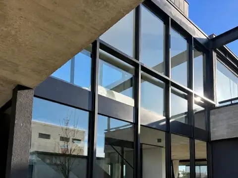 Casa en Alquiler de 5 dormitorios