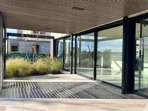 Casa al agua Barrio Marinas Puertos del lago