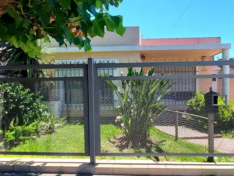 Casa en venta en Moron Sur