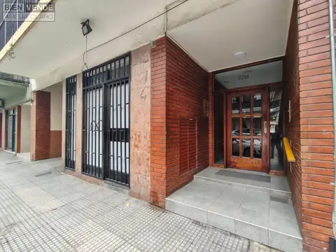 NÚÑEZ al 2200