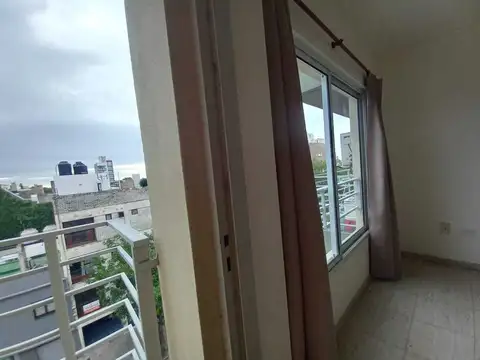 Departamento en Alquiler en Luis Agote, $ 350.000