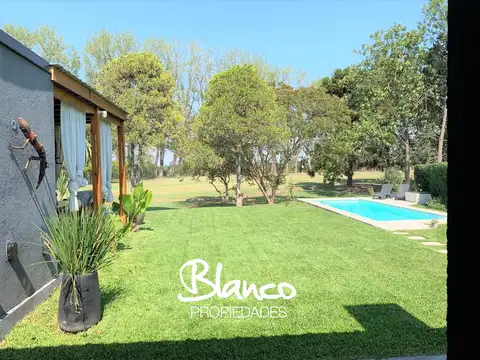 Casa 3 ambientes con 2 baños