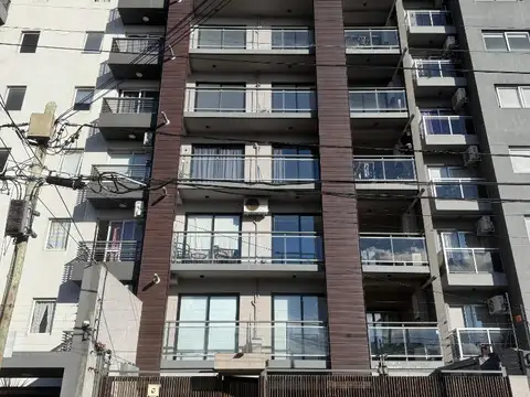 Hermoso monoambiente con parrilla - Piscina y quincho