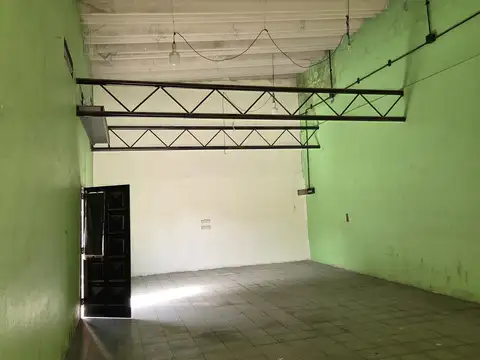 Galpon en Venta 10  mts Frente