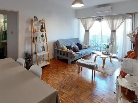 Departamento en Venta en Recoleta – 2 Ambientes con Balcón – Apto Crédito.