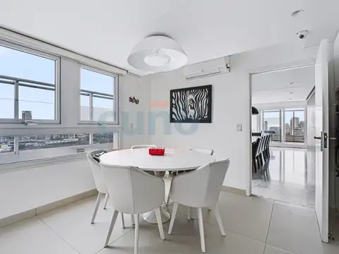 Departamento en Venta con 3 cocheras