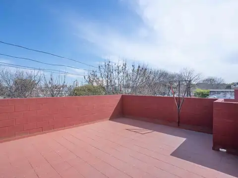 Depto Tipo Casa en Venta de 4 ambientes