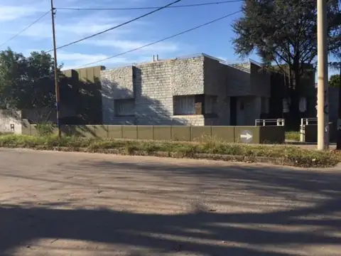 Belgrano 2098 'Ruta 33 2000