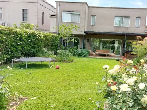 Casa en Alquiler Temporal en Los Ceibos, USD 5.500