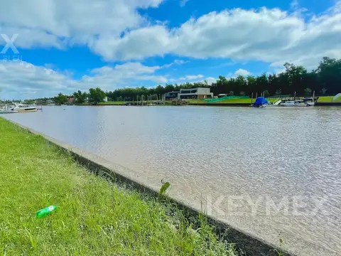 VENTA DE TERRENO EN EL BARRIO NAUTICO SAN JUAN LOTE AL RIO AMARRA PROPIA