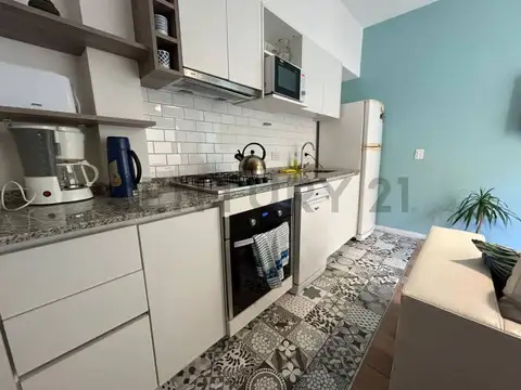 HONDURAS 4000, Piso 2