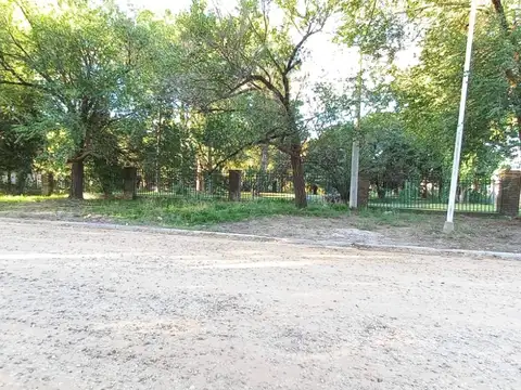 Quinta en Venta con 2 cocheras