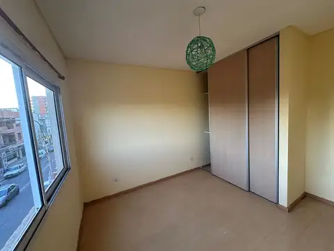 Departamento  en Alquiler en Ciudad Jardin, Tres de Febrero, G.B.A. Zona Oeste