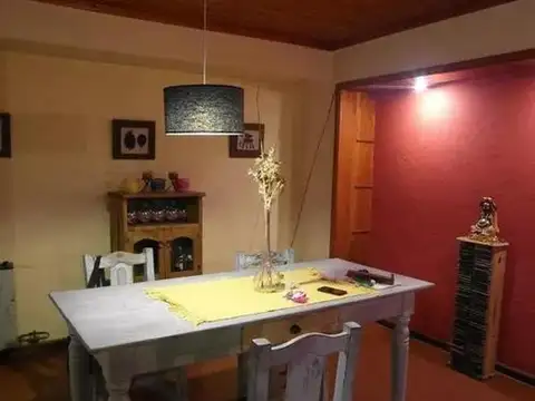 Casa en venta - 4 Dormitorios 3 Baños - 800Mts2 - General Madariaga