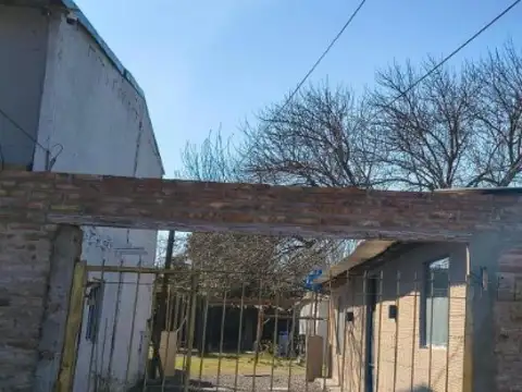 Casa 4 ambientes con 3 baños