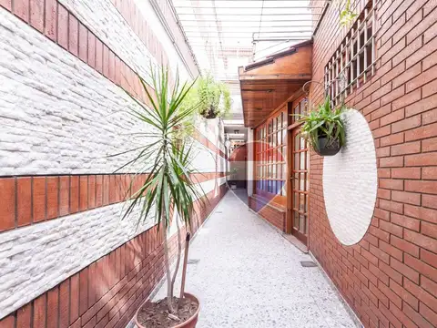 Depto Tipo Casa en Venta de 6 dormitorios