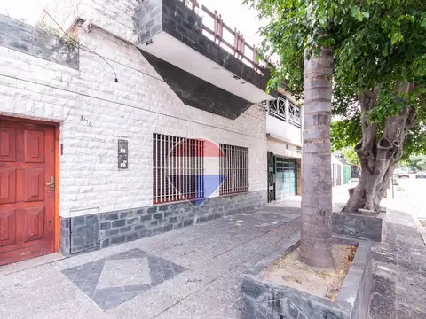 Depto Tipo Casa 8 ambientes con 4 baños