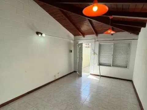 ALQUILER: PJE. SCHETTINI 317 - SAN LORENZO