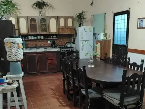 Venta casa 5 amb mas local Pte Derqui Pilar