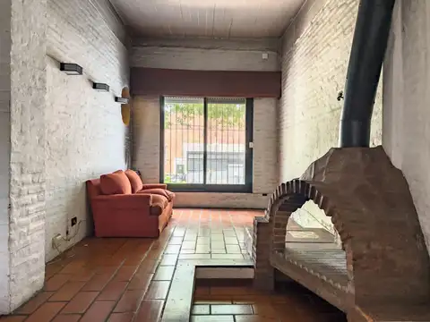 Depto Tipo Casa en Venta con 1 cocheras