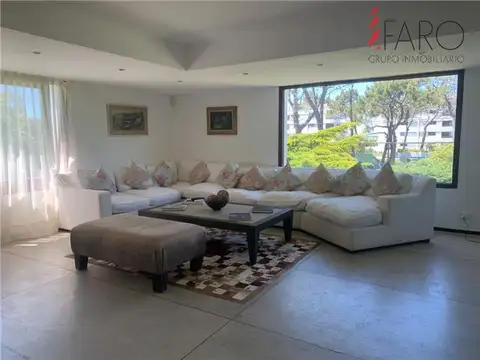 Casa Rincón del Indio 5 dormitorios piscina garage