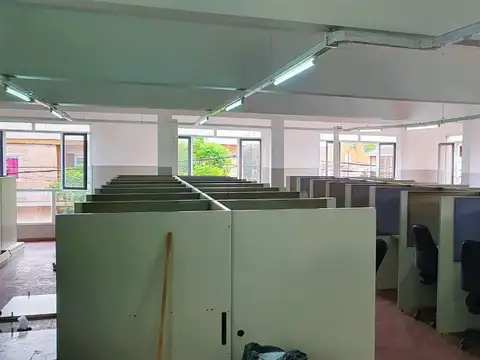 Avenida Primera Junta 600