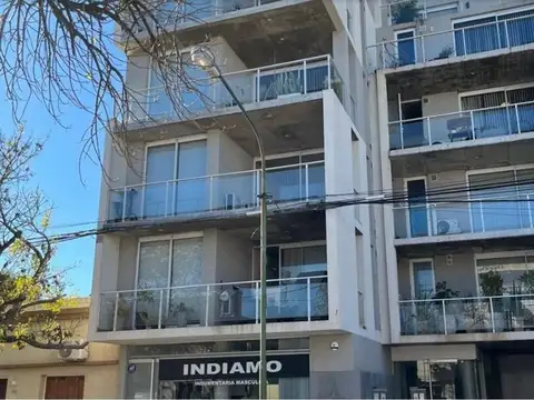 VENTA DE DEPTO CENTRICO 2 DORMITORIOS