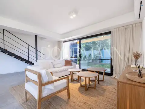 Casa en venta 3 HABITACIONES JARDÍN BARRIO CERRADO