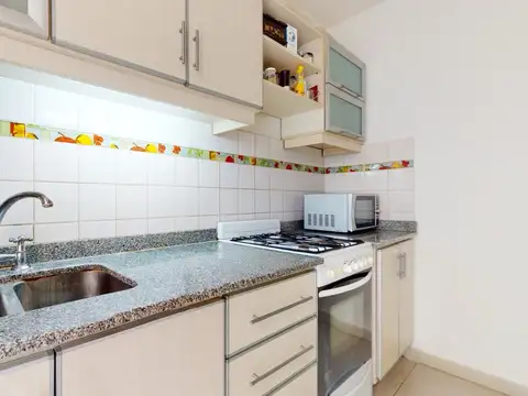 Casa 6 ambientes con 1 baño