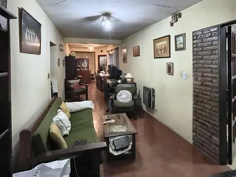 Lote en esquina con casa y local-Ideal desarrollo multifamil