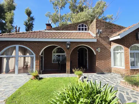 CASA EN VENTA 3 AMBIENTES EN CLUB DE CAMPO CARDENAL DEL MONTE – APTO CRÉDITO