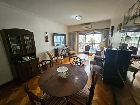 VENTA DE TRES AMB EN RECOLETA MUY LUMINOSO C COHERA Y SEG 24