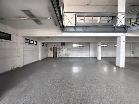 Local en Venta en Mariano Acosta, USD 2.800.000