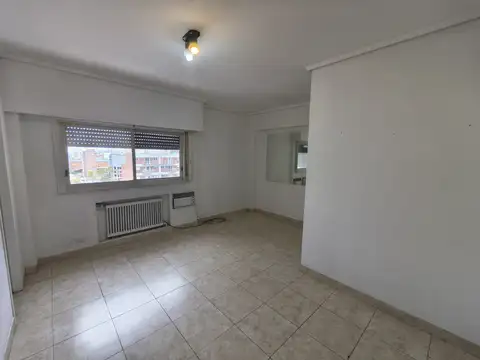 DEPARTAMENTO DE 3 AMBIENTES EN PLENO CENTRO DE QUILMES