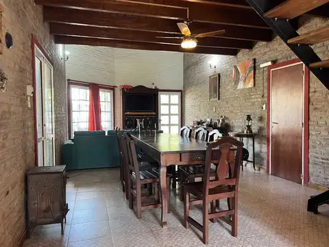 Casa en Venta con 1 cochera