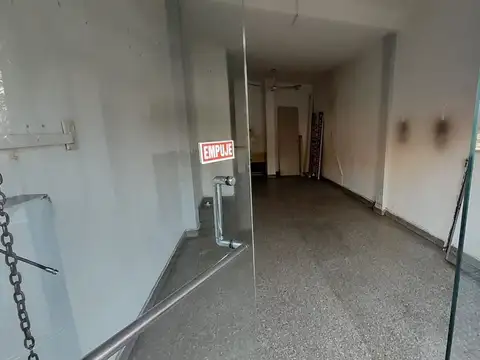 ALQUILER LOCAL COMERCIAL EXCELENTE ESTADO 