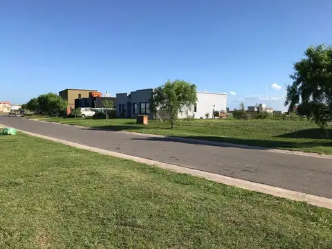 Terreno en Venta en San Sebastian, USD 85.000