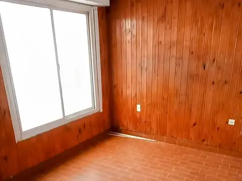 Depto Tipo Casa 2 ambientes con 1 baño