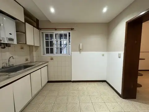 Depto Tipo Casa en Venta de 3 ambientes