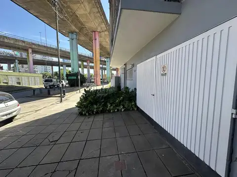 AV GRAL PAZ  al 10300