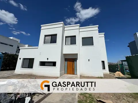 Casa en Venta en Canton Norte a la Laguna
