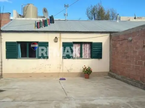 CASA EN VENTA B°MOURE
