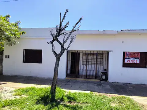 "CASA EN LIBERTAD SOBRE CALLE ALMAGRO"