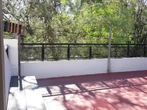 Depto Tipo Casa en Venta de 4 dormitorios