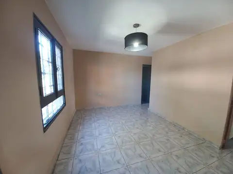 VENTA CASA EN  MARIANO FRAGUEIRO AL 3000