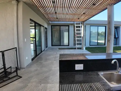 Casa en Venta en Haras San Pablo, USD 330.000