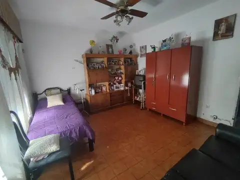 Depto Tipo Casa 3 ambientes con 2 baños